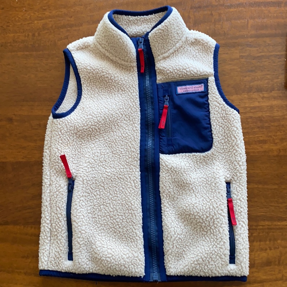 Vineyard vines sherpa vest
